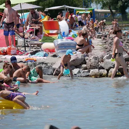In 34439 דירה *